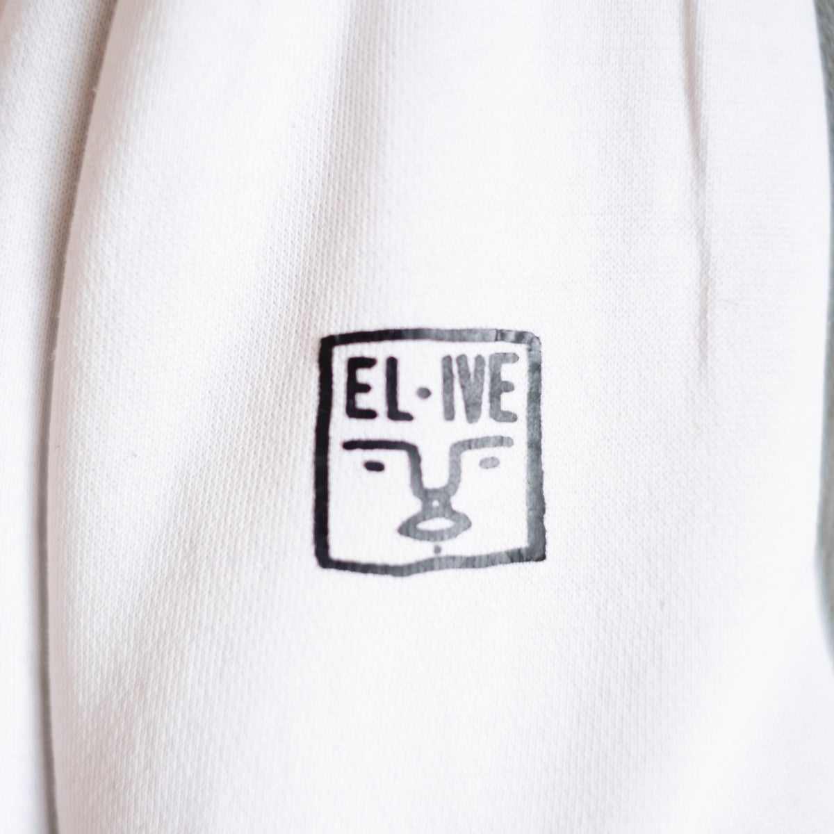 child one: white hoodie, L (MISPRINT)