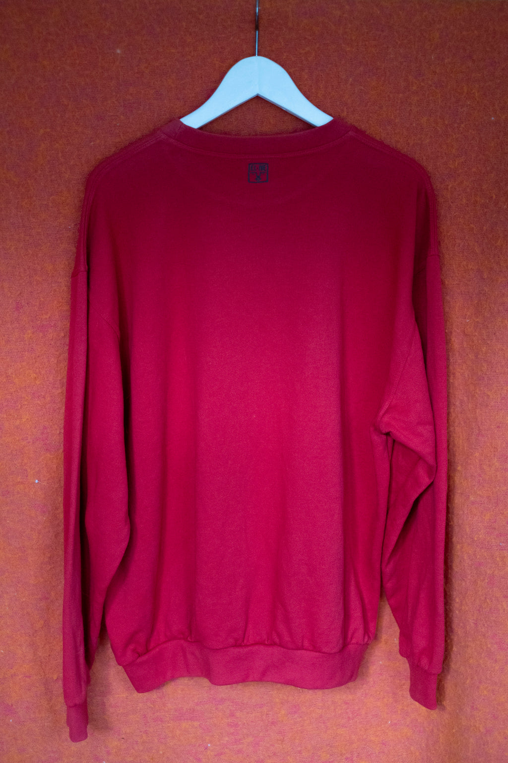 a big one: red sweatshirt, L
